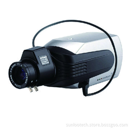 CCTV Camera with 1/3-inch Sony EFFIO-E 700TVL
